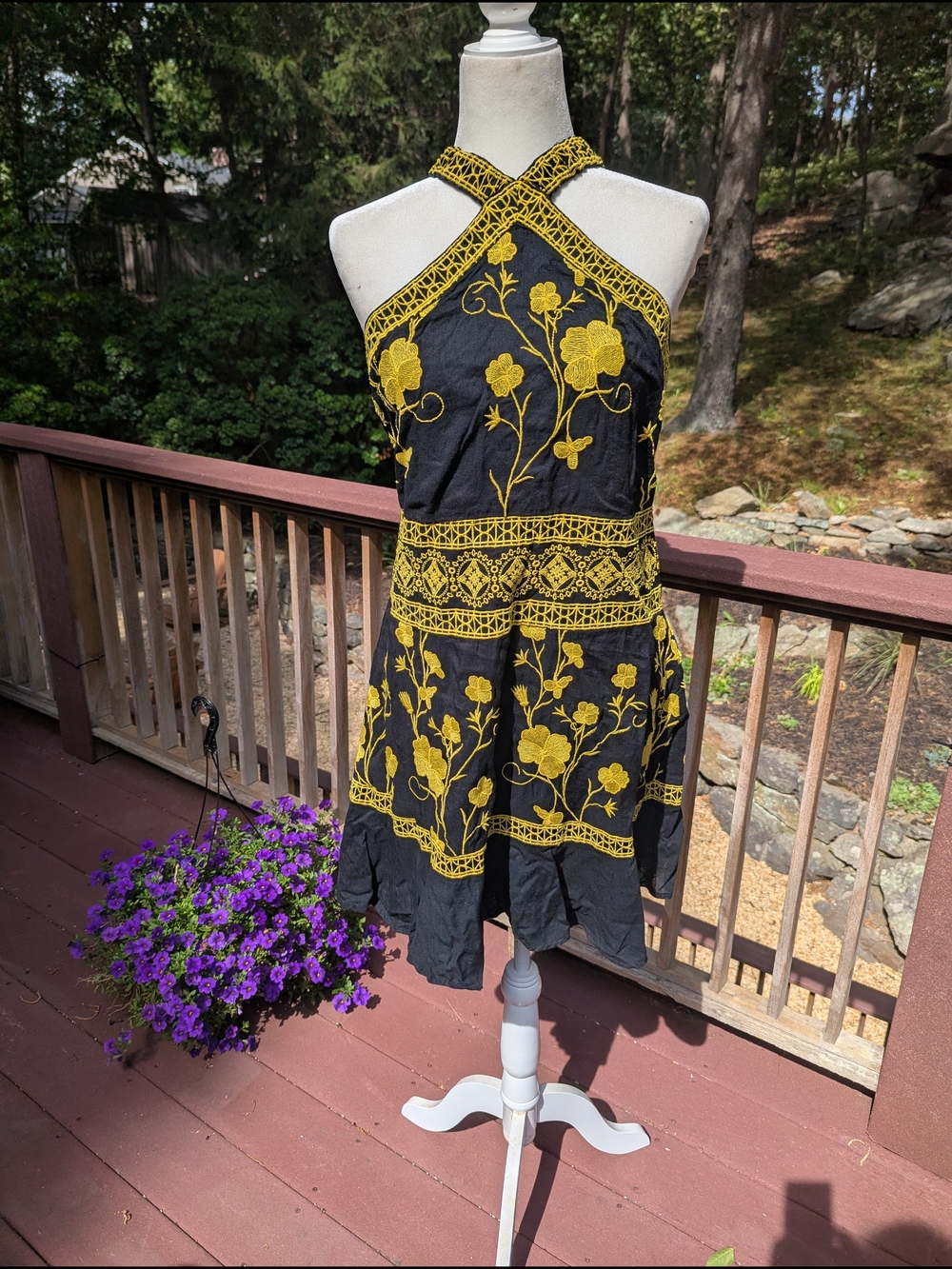 Curve Tile Embroidered Karen Millen Black Mini Dress w Yellow Floral Embroidery